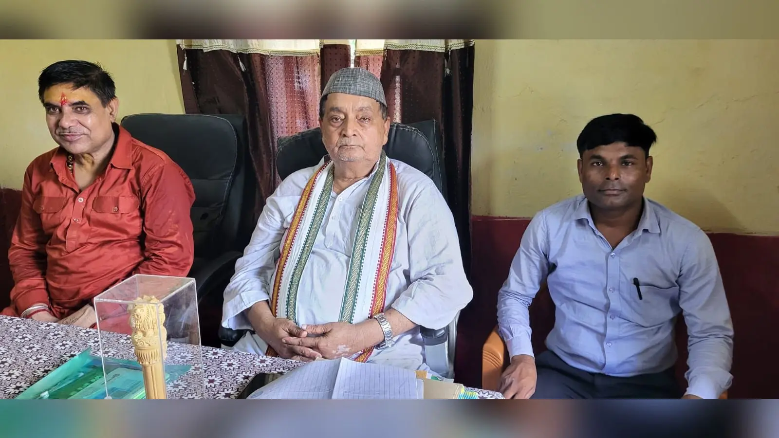 बैठक को संबोधित करते संगठन के अधिकारी | Prabhat Khabar Network बैठक को संबोधित करते संगठन के अधिकारी | Prabhat Khabar Network