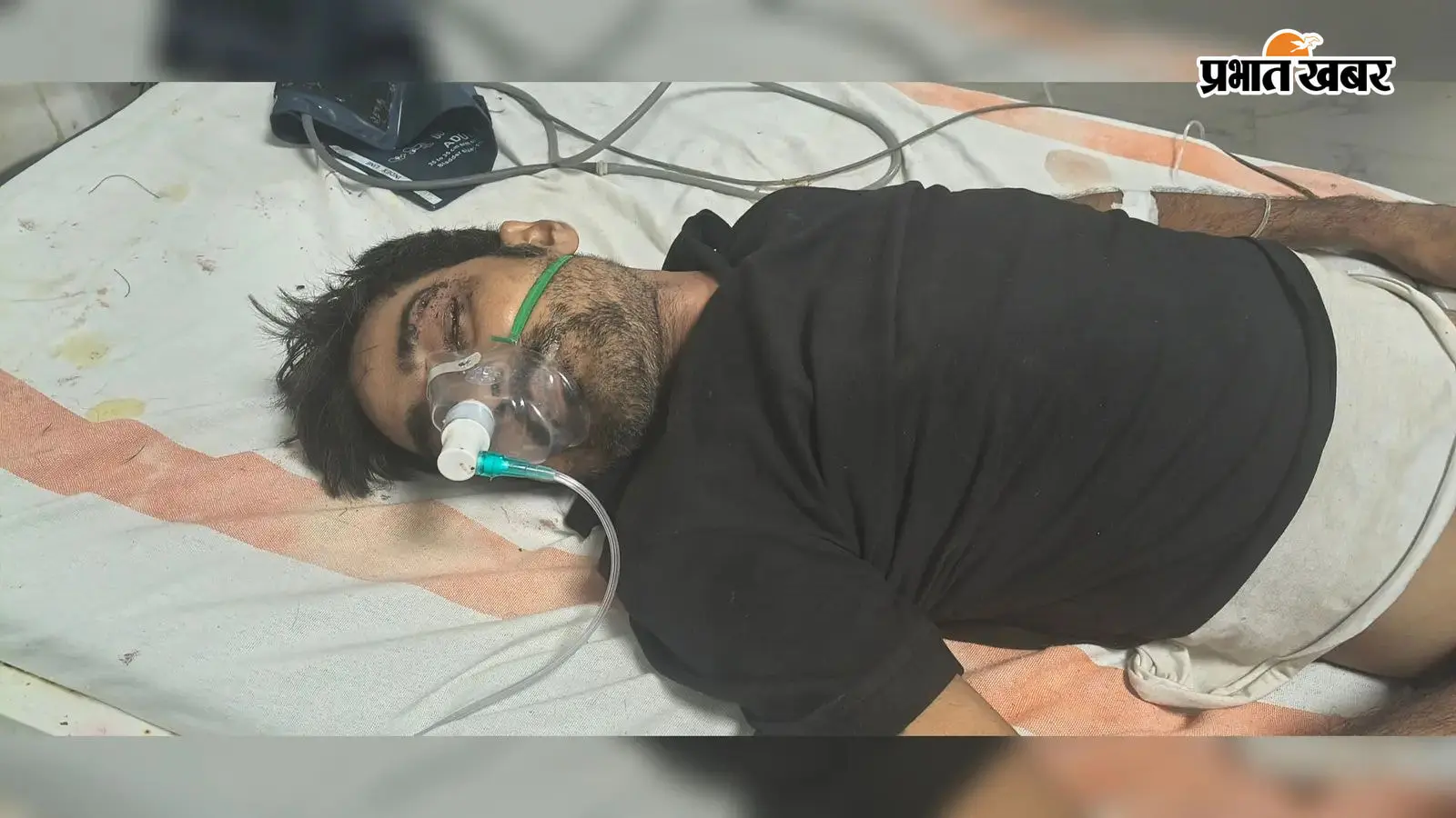 बेहोशी की हालत में सदर अस्पताल में भर्ती चंदन बेहोशी की हालत में सदर अस्पताल में भर्ती चंदन