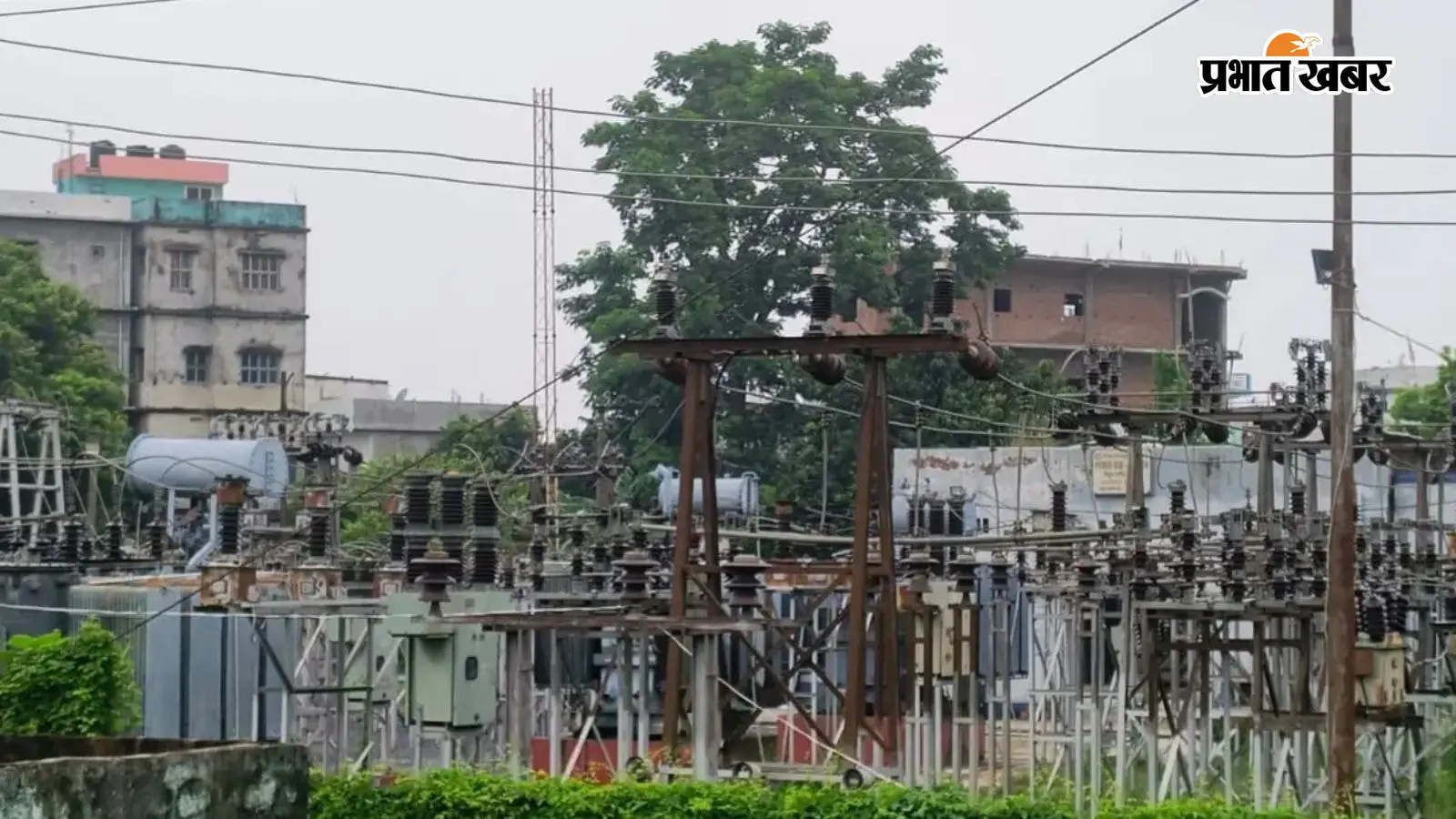 गोपालगंज शहर के पावर हाउस की तस्वीर गोपालगंज शहर के पावर हाउस की तस्वीर