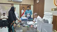 सुपौल जन संवाद में DM सावन कुमार ने सुनीं 57 शिकायतें, अधिकारियों को तय समय में कार्रवाई का निर्देश