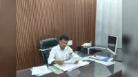 बिहार बंद के दौरान बीडीओ पर हमले के विरोध में गिद्धौर बीडीओ ने काला बिल्ला लगाकर किया कार्य, दोषियों की गिरफ्तारी की मांग
