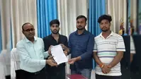 रोहतास: शहीद निशांत सिंह पुस्तकालय की बदहाली पर ABVP का प्रदर्शन, DEO को सौंपा 10 सूत्री ज्ञापन
