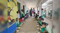 गढ़वा में विद्यालयों के मध्याह्न भोजन की होगी नियमित जांच, औचक निरीक्षण शुरू