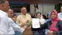 21 हजार वेतन में दे रहे सेवा, आयुष डॉक्टरों ने मांगा नियमित चिकित्सकों के बराबर वेतन