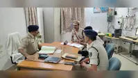 थाने की फाइलों से लेकर साफ-सफाई तक जांची व्यवस्था, एसपी बोले- पुलिस की छवि खराब हुई तो होगी सख्त कार्रवाई