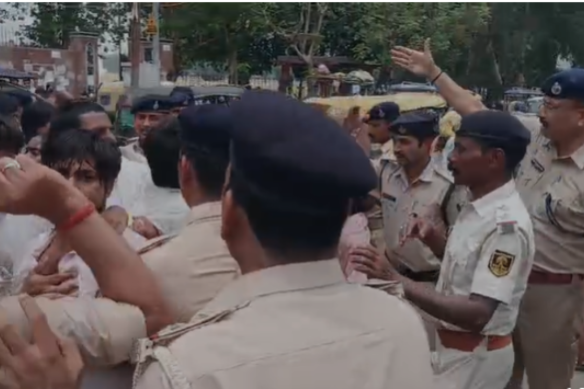 पटना में नई शिक्षा नीति के विरोध में Aisa का प्रदर्शन, जेपी गोलंबर पर पुलिस से झड़प; यातायात भी रहा प्रभावित 1 Aisa Protest Patna 1