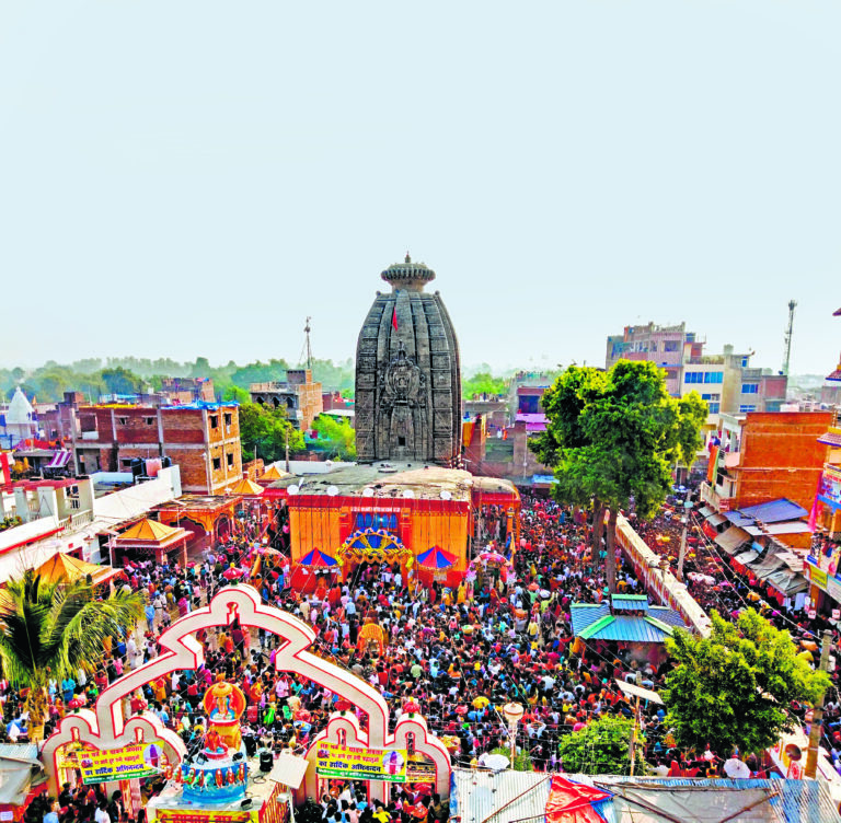 औरंगाबाद सिटी गाइड : देव सूर्य मंदिर में सुबह 5:30 बजे होगी आरती ; धरनीधर मोड़ और ओवरब्रिज के पास जाम की आशंका, जानें पूरा शेड्यूल