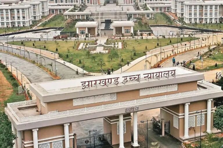 झारखंड हाईकोर्ट का फैसला: लंबे समय से काम कर रहीं ANM को राहत, सरकार को दिया ये निर्देश