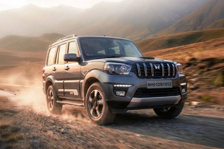 E20 पेट्रोल को लेकर Mahindra ने दूर किया कन्फ्यूजन, पुरानी और नई गाड़ियों पर कही ये बात