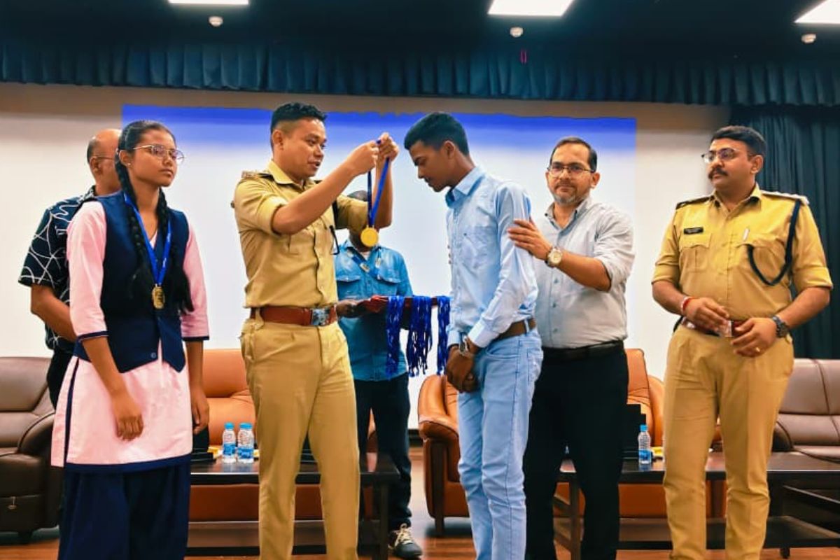 सरायकेला में प्रभात खबर प्रतिभा सम्मान का आयोजन, 500 मेधावी छात्र हुए सम्मानित 7 Prabhat Khabar Pratibha Samman 2026 3
