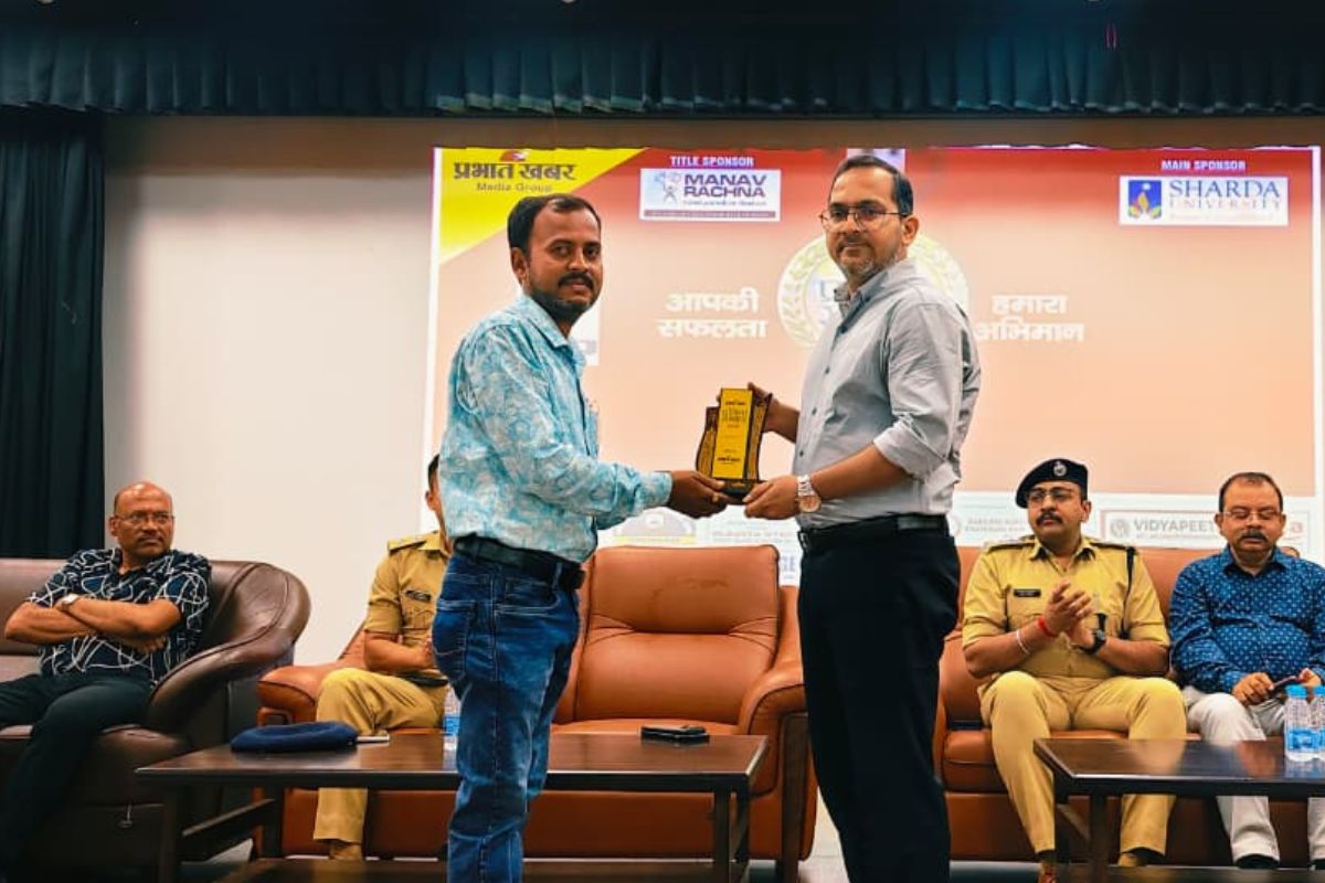 सरायकेला में प्रभात खबर प्रतिभा सम्मान का आयोजन, 500 मेधावी छात्र हुए सम्मानित 1 Prabhat Khabar Pratibha Samman 2026 6
