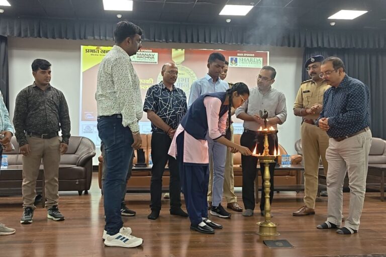 सरायकेला में प्रभात खबर प्रतिभा सम्मान का आयोजन, 500 मेधावी छात्र हुए सम्मानित 
