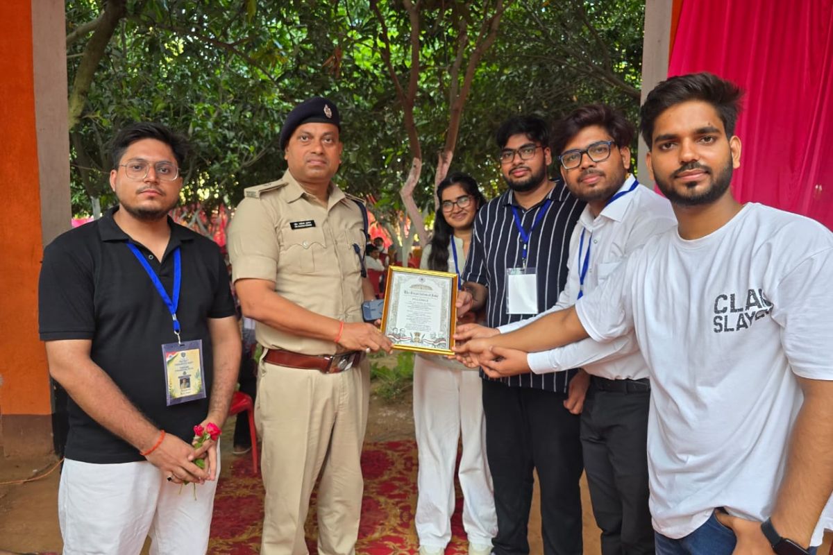 शेखपुरा में बोले Asp डॉ. राकेश कुमार, मौलिक अधिकारों के साथ कर्तव्यों का पालन जरूरी, तभी मजबूत होगा लोकतंत्र 3 Sheikhpura News 3