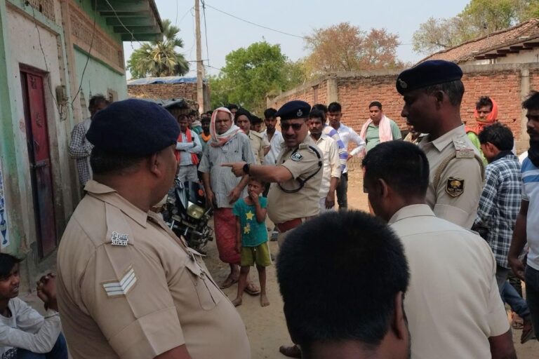 सीवान  में निजी विवाद ने लिया हिंसक रूप: दो पक्षों में जमकर मारपीट, 18 घायल, 5 गिरफ्तार