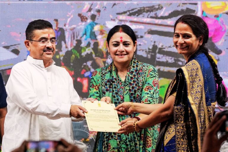 तारातला गोदाम हादसा : बचावकर्मियों को शुभेंदु अधिकारी ने किया सम्मानित, सुरक्षा नियमों पर दिया जोर