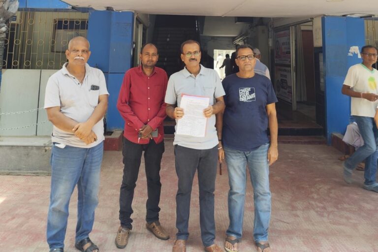 बिहारशरीफ में खंडहर बना अपराधियों का अड्डा, लोगों ने डीएम से की कार्रवाई की मांग