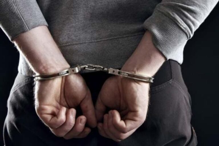 औरंगाबाद कोचाढ़ डकैती मामले में पुलिस की कार्रवाई, डकैत और आभूषण खरीदने वाला दुकानदार गिरफ्तार