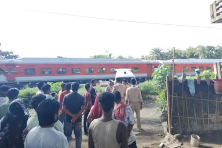 3 महीने पहले हुआ था प्रेम विवाह, अब रेलवे ट्रैक पर मिली लाश; पति पर लगा दहेज हत्या  का आरोप