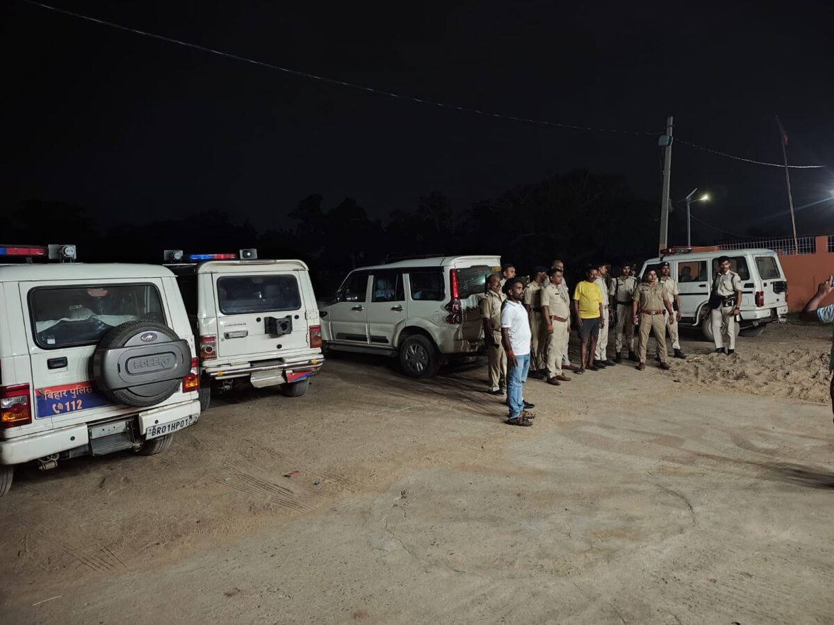 पटना के बिहटा में महिला हत्याकांड मामले में फरार आरोपी गिरफ्तार, 4 महीने बाद पुलिस ने घर से दबोचा 1 Whatsapp Image 2026 07 03 At 09.23.25