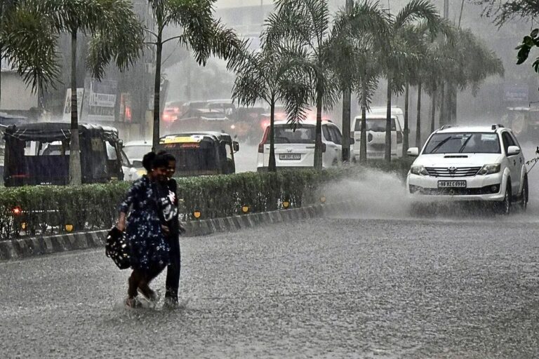 आज कैसा रहेगा मौसम? जानें बारिश, तापमान और IMD का ताजा अपडेट