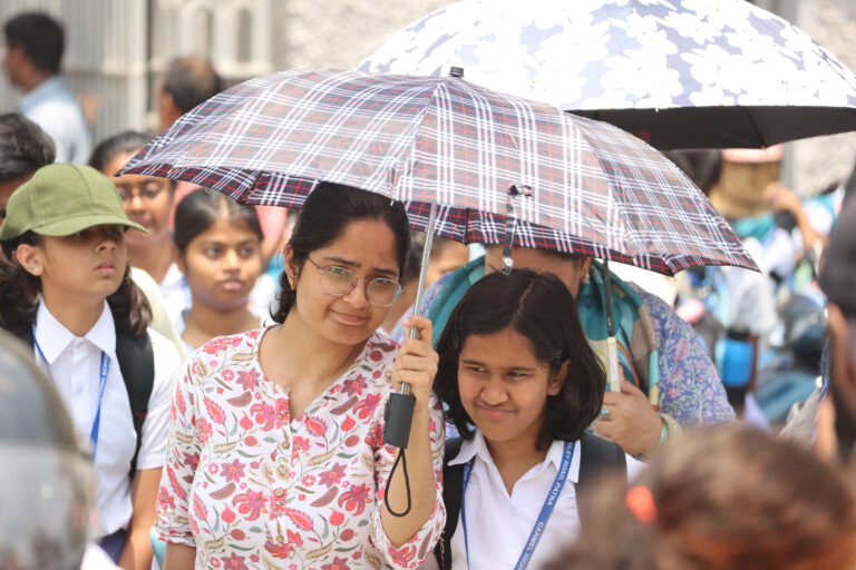 रोहतास में आज मॉनसून का ‘डबल अटैक’ झमाझम बारिश के साथ सतायेगी उमस, जानें अगले 24 घंटे का हाल