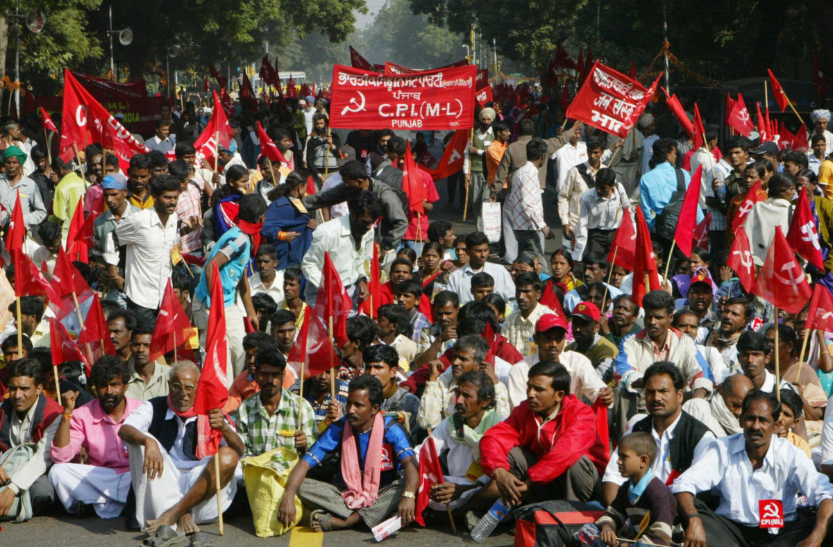 गोपालगंज में भाकपा (माले) का प्रतिवाद मार्च, विभिन्न मुद्दों को लेकर किया प्रदर्शन 2 Image 219