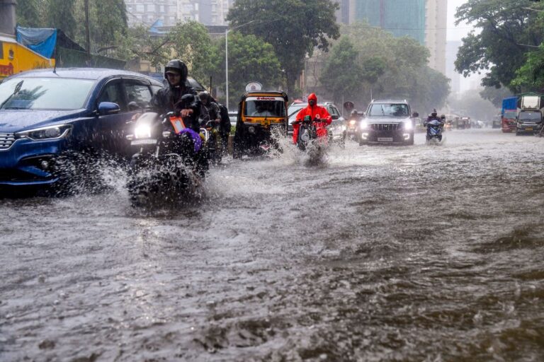 4, 5, 6, 7, 8, 9 और 10 जुलाई को देशभर में भारी बारिश का अलर्ट, जानें अपने राज्य का हाल