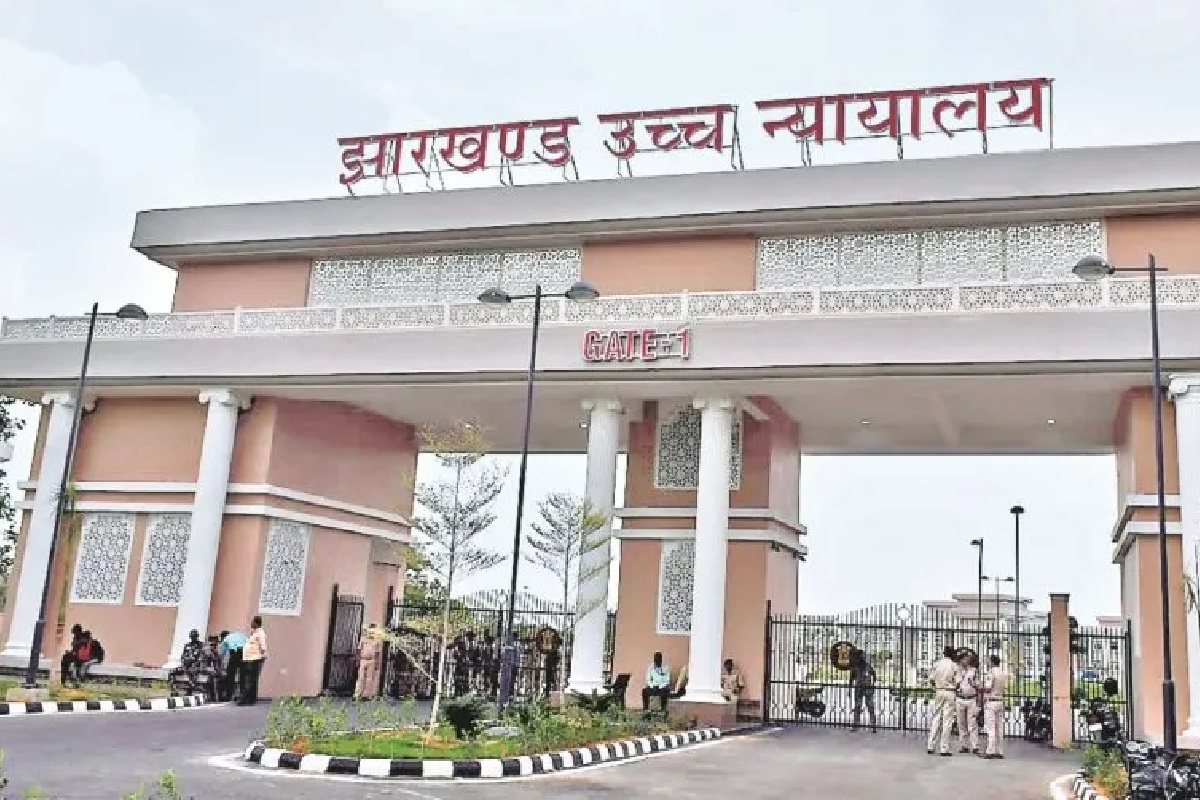 श्वेता गुप्ता निलंबित: जेपीएससी उप परीक्षा नियंत्रक की...
