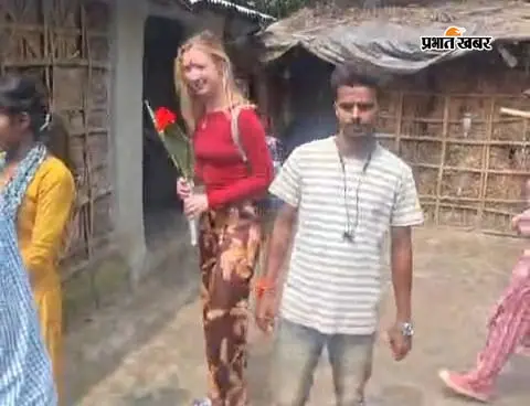 1. बरेटा गांव बकरी बांटती साथी संस्था एनजीओ की इंग्लैंड की युवती 2. नामित का फाइल फोटो 3. इंग्लैंड की युवती के साथ नमित कुमार वायरल वीडियो | Prabhat Khabar Network