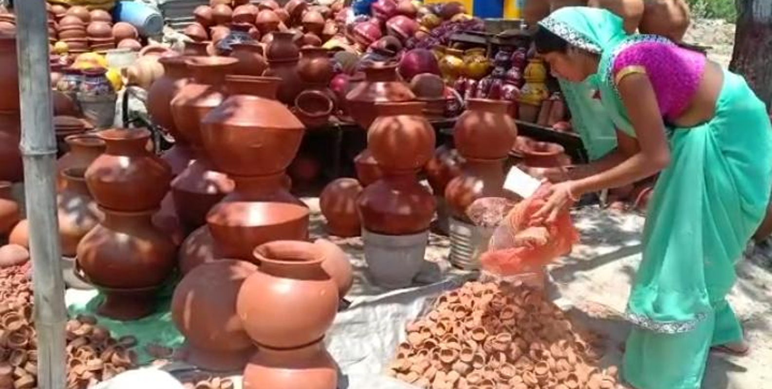 Coronavirus Lockdown Jharkhand: महिला कोरोना पॉजिटिव पाये जाने के चौथे दिन हिंदपीढ़ी में 10158 लोगों की हुई स्क्रीनिंग