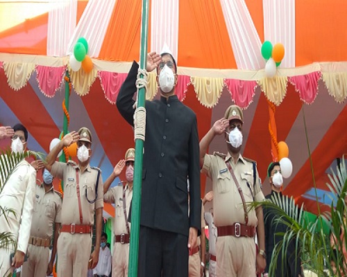 Swatantrata Diwas 2020, Bihar Updates: बिहार में सादगी के साथ मना आजादी का जश्न, देखें  झंडोत्तोलन की तस्वीरें और वीडियो...  