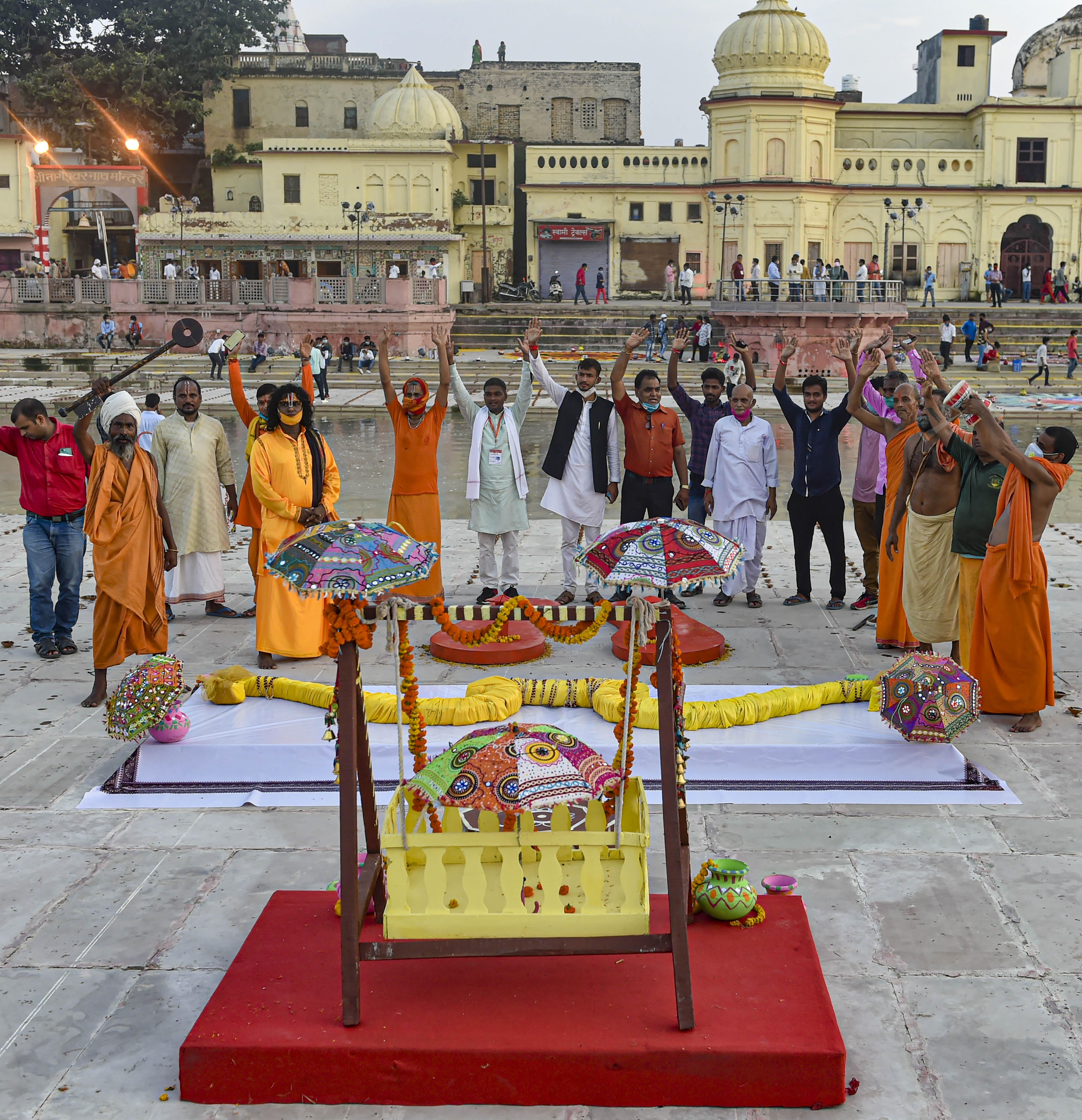 PHOTOS Ayodhya Ram Mandir Bhumi Pujan : देश भर में जलाए गए खुशी के दीए, अयोध्या में राम मंदिर भूमि पूजन का मनाया जा रहा जश्न