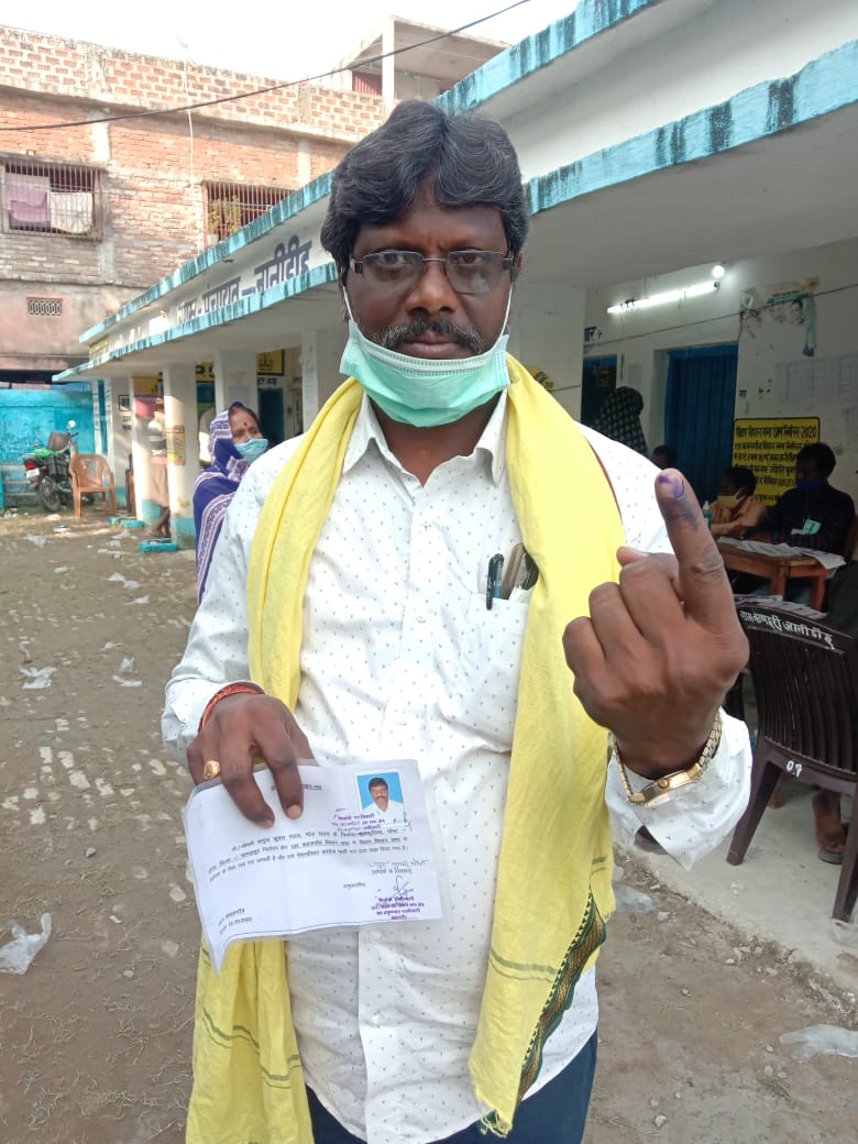 Bihar Chunav 1st Phase Voting, भागलपुर, मुंगेर, बांका, जमुई व लखीसराय में कैसा रहा मतदान, जानें ताजा अपडेट...