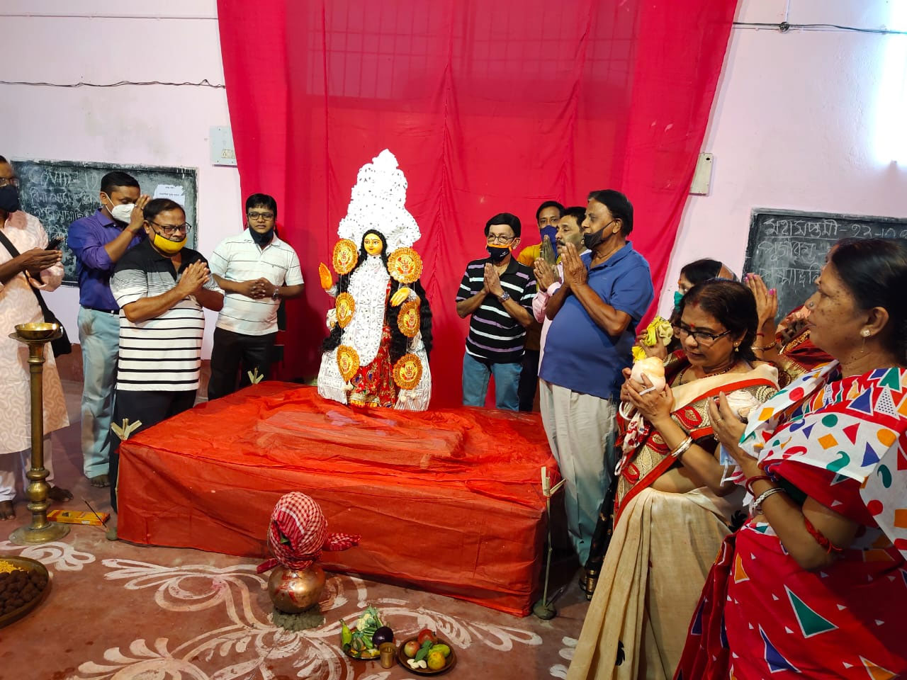 Sharad Purnima 2020 Date: क्या है शरद पूर्णिमा का शुभ मुहूर्त, कर्जों से मुक्ति के लिए करें ये उपाय, यहां देखें, यहां जानिए पूजा विधि, सामग्री के साथ पूरा डिटेल्स...