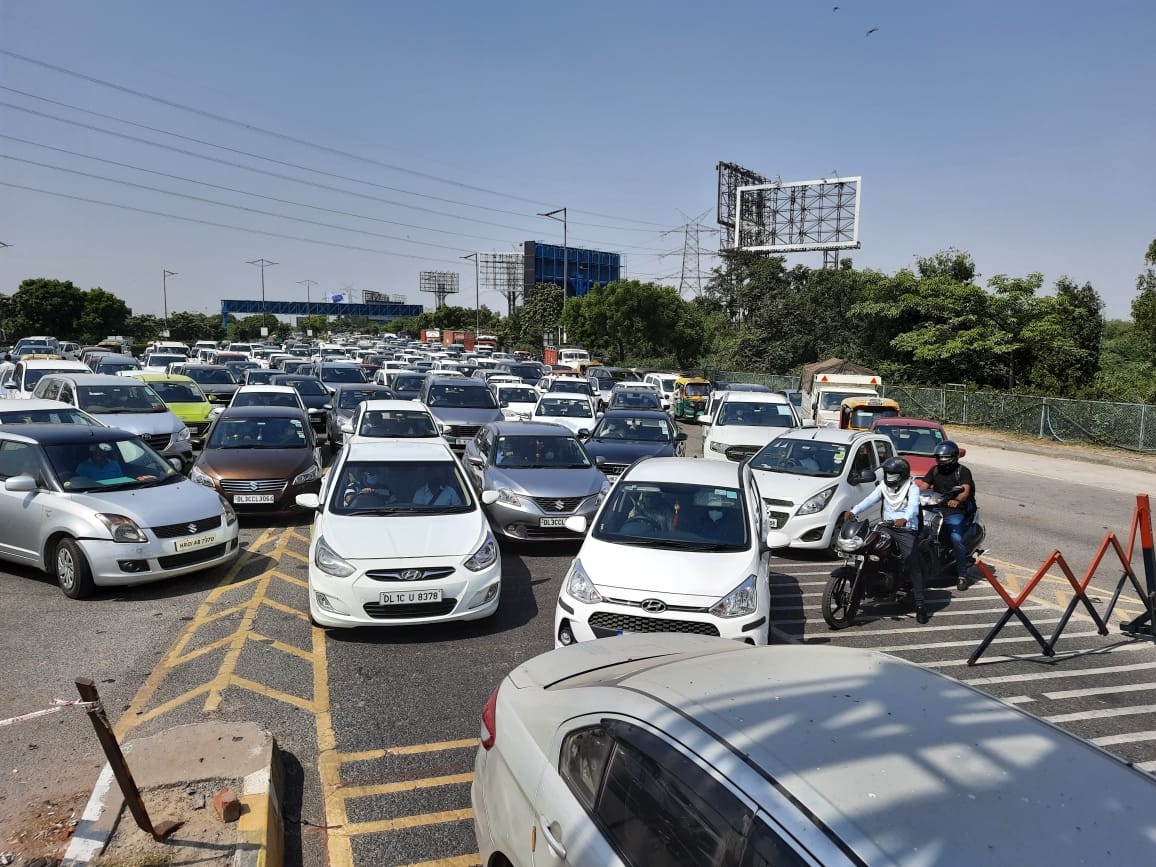 Hathras Case Live Updates: हाथरस पहुंच पीड़िता के परिवार से राहुल-प्रियंका ने की मुलाकात, बोले- न्याय दिलाने के लिए लड़ाई करेंगे