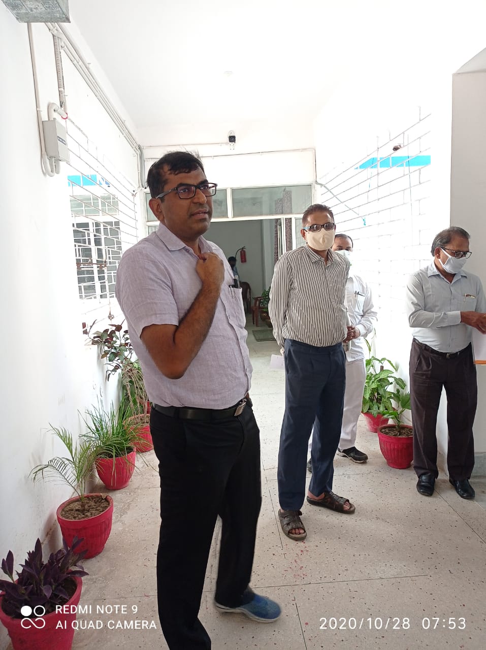 Bihar Election First Phase Voting LIVE Updates: बिहार में कोरोना पर भारी पड़ी वोट की चोट, पहले चरण में 71 सीटों पर उम्मीद से ज्यादा वोट 