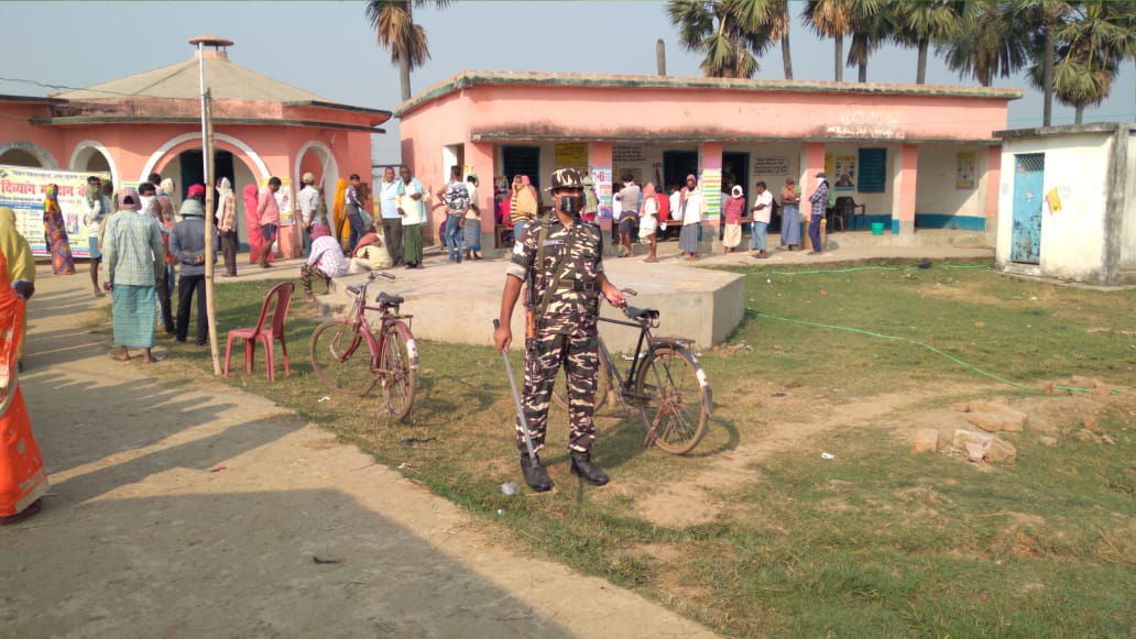 Bihar Chunav 1st Phase Voting, भागलपुर, मुंगेर, बांका, जमुई व लखीसराय में कैसा रहा मतदान, जानें ताजा अपडेट...