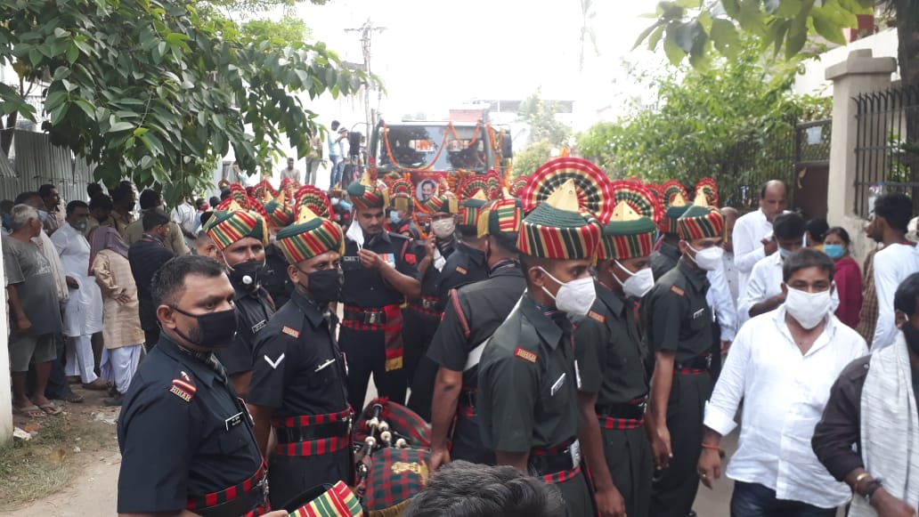 Ram Vilas Paswan RIP LIVE Updates: पंचतत्व में विलीन हुए रामविलास, जीतनराम मांझी ने की भारत रत्न देने की मांग