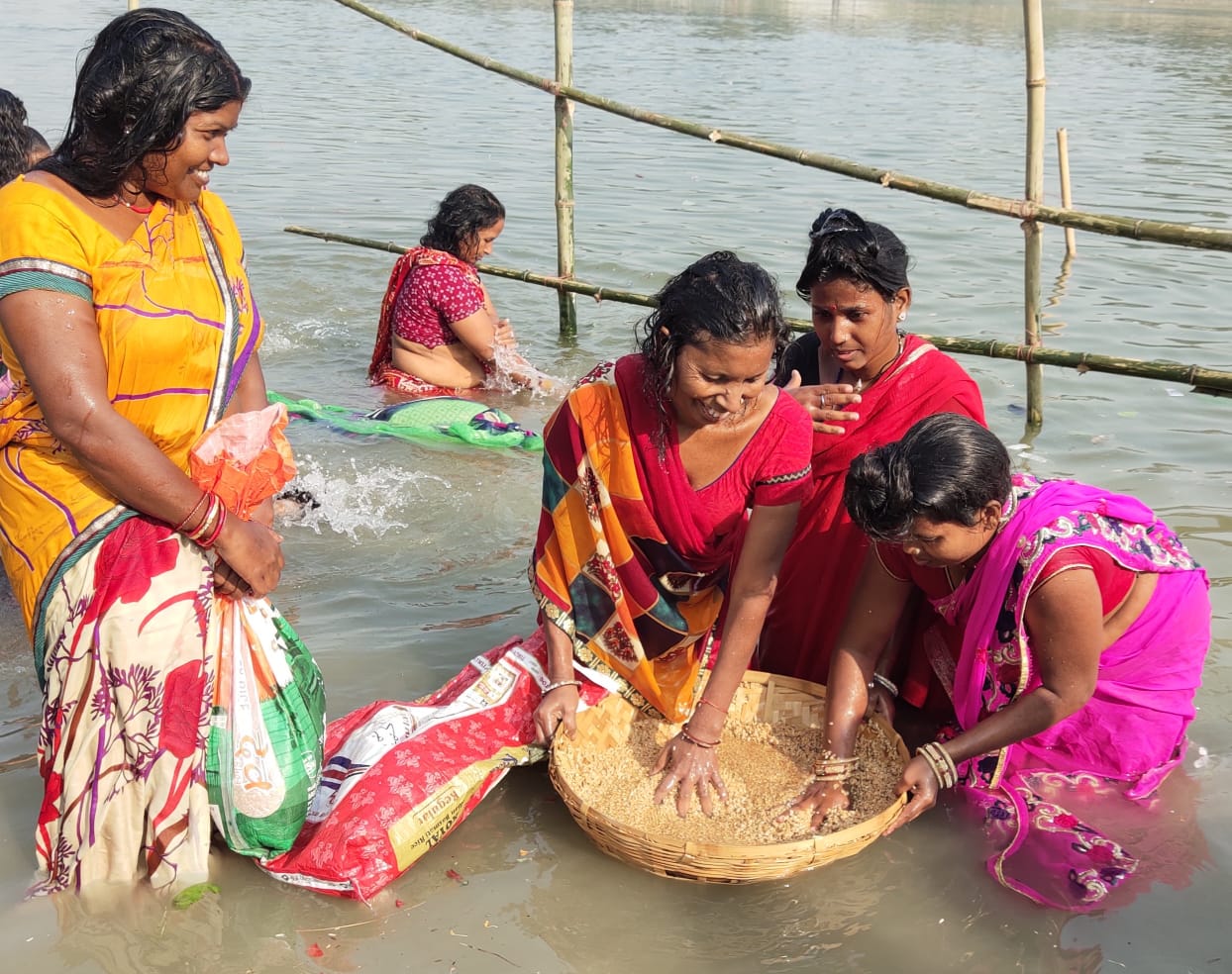 Chhath Puja 2020, Bihar Live: बिहार में छठ महापर्व पर सुरक्षा व्यवस्था चाक-चौबंद, बीएमपी और एसआरएएफ की 50 से ज्यादा कंपनियां तैनात