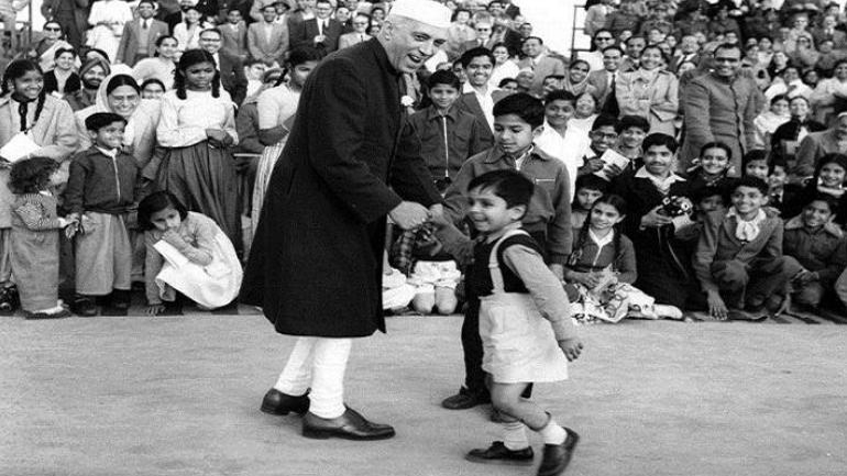 Happy Childrens Day 2020 Wishes Images Quotes : आज जन्म दिवस मेरे चाचा नेहरू का...इन स्पेशल मैसज से जरिए दें बच्चों को बाल दिवस की बधाई, यहां से भेजें इमेज और स्टेटस