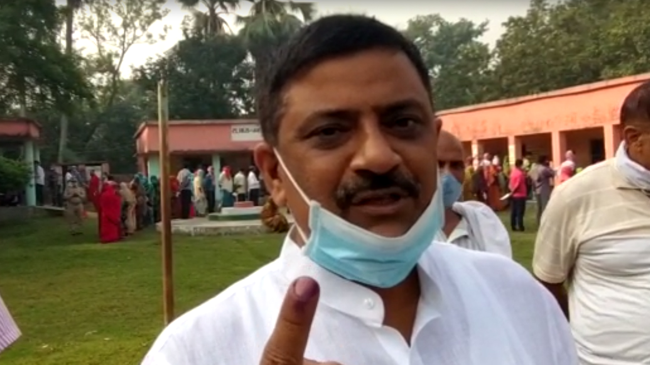 Bihar Vidhan Sabha Chunav 2020, Live Photos Updates: दानापुर और बेतिया विधानसभा में वोट बहिष्कार, देखें चुनाव से जुड़ी सभी लेटेस्ट फोटो व हर अपडेट