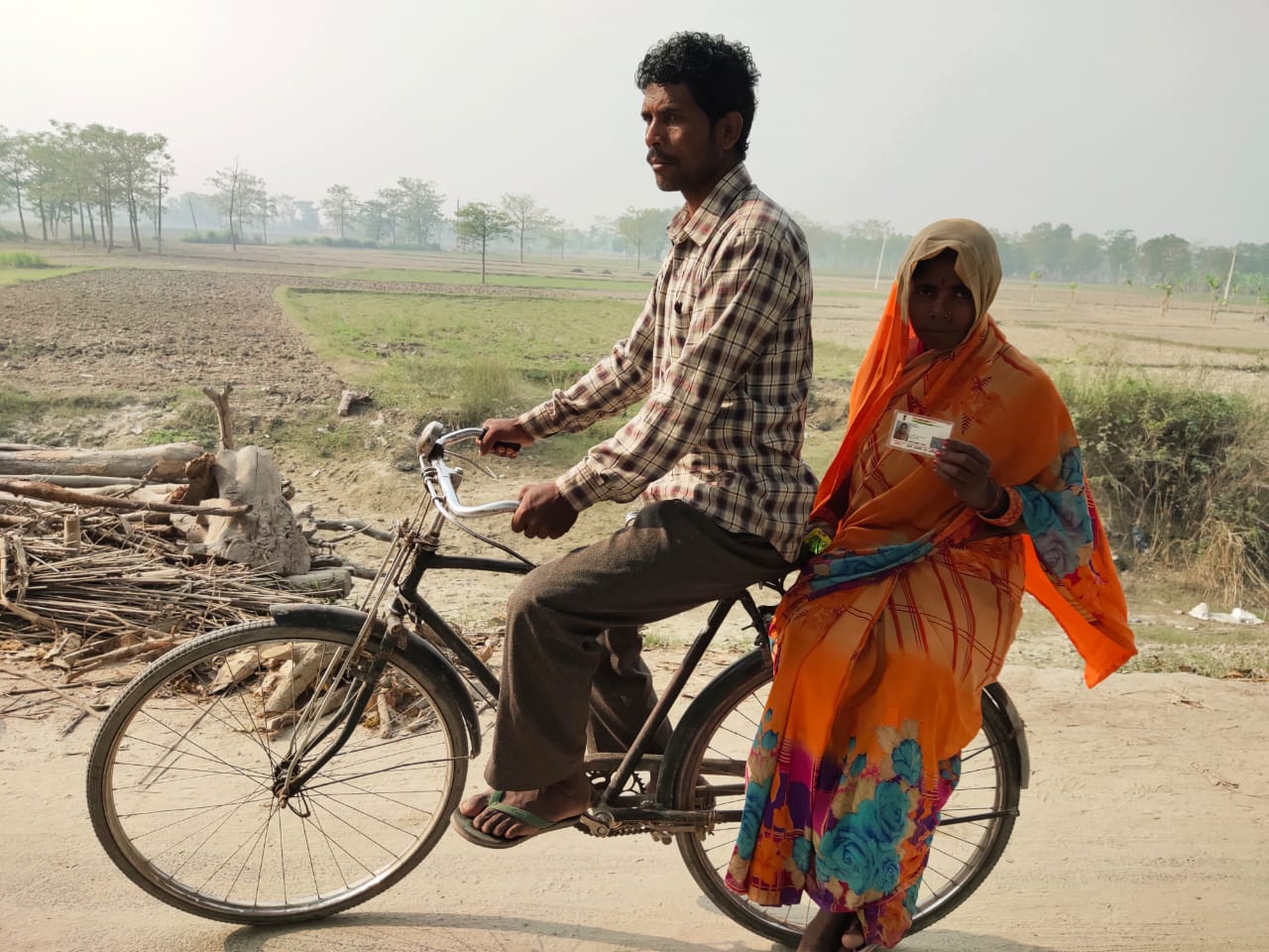 Bihar Vidhan Sabha Chunav 2020, Live Photos Updates: दानापुर और बेतिया विधानसभा में वोट बहिष्कार, देखें चुनाव से जुड़ी सभी लेटेस्ट फोटो व हर अपडेट