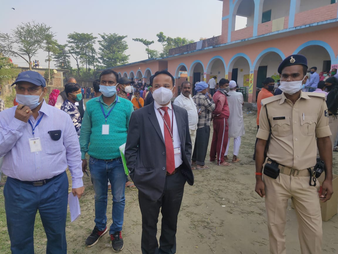 Bihar Chunav 2020, Latest Updates : 
कोसी और सीमांचल के जिलों में झूम कर निकले मतदाता, देखें तस्वीर और हर अपडेट