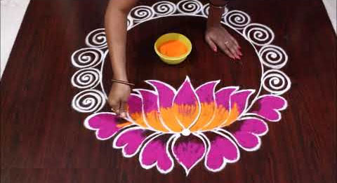 Rangoli Designs for Diwali 2020 Images, Photos, Pics : आसान रंगोली डिजाइन्स बनाएं आटे, हल्दी, कुमकुम व रंग-बिरंगे फूलों से