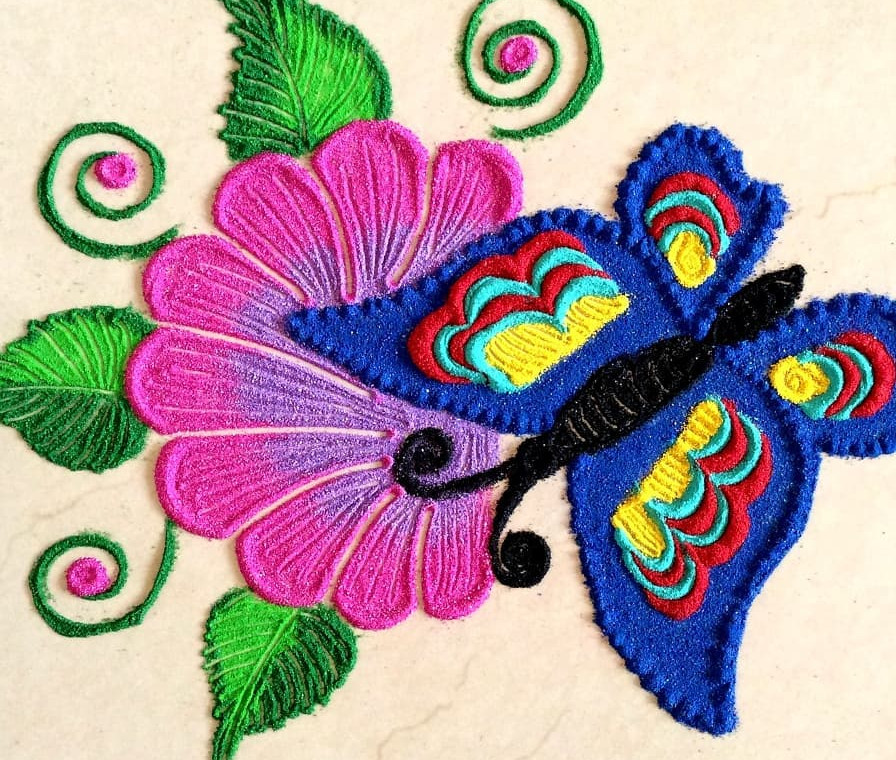 Diwali Rangoli Designs 2020 Images: लक्ष्मी-गणेश पूजा से पहले बनाएं सरल रंगोली डिजाइन, यहां से चुनें अपनी पसंद के कलरफुल रंगोली