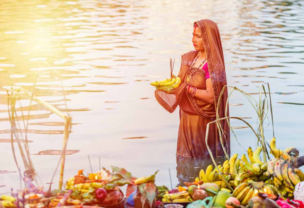 Chhath Puja Ki Shubhkamnaye, Wishes, Quotes, Images, Messages: अपने प्रियजनों को यहां से भेजें छठ महापर्व की ढेर सारी शुभकामनाएं, जानें कथा, पूजा विधि, सामग्री व शुभ मुहूर्त