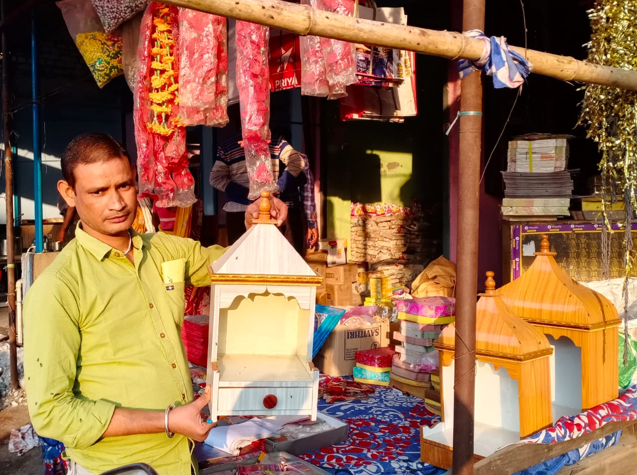 Dhanteras 2020 Live : धनतेरस-दिवाली पर झारखंड के बाजार गुलजार, ग्राहकों को लुभा रहे आकर्षक ऑफर