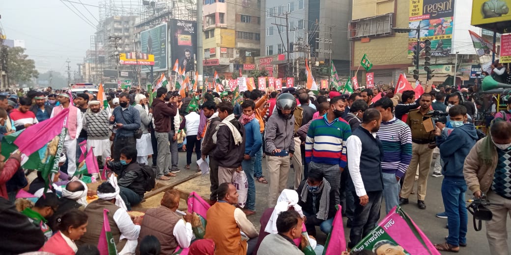 Bharat Bandh In Bihar : जदयू-भाजपा ने विपक्षी दलों के भारत बंद को बताया फ्लॉप शो