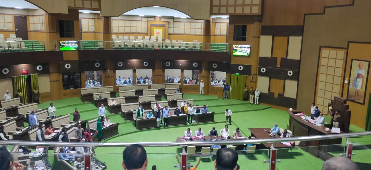 Jharkhand Budget Session 2021 LIVE : किसानों की कर्जमाफी, सड़क निर्माण और फ्री एम्बुलेंस की घोषणा, पढ़िए हेमंत सरकार के दूसरे बजट की खास बातें