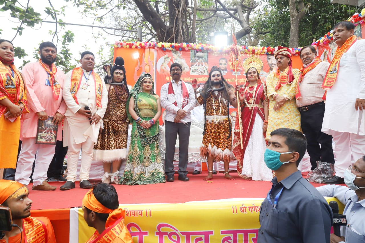 Mahashivratri 2021 Jharkhand : पहाड़ी बाबा के दरबार पहुंचे सीएम हेमंत सोरेन, राज्य की खुशहाली की कामना की